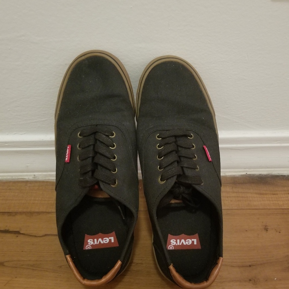Levi shoes